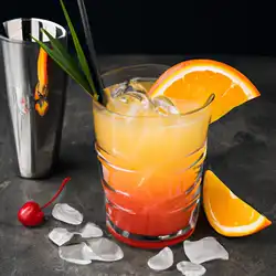 Une image de Un cocktail fruité pour un été ensoleillé 🍹☀️