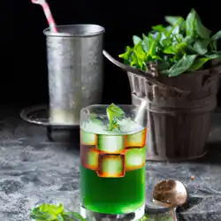 Une image de Cocktail rafraîchissant pour l'arrivée du printemps 🌸☀️