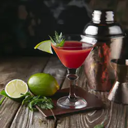 Une image de Le Tintamarresque: un cocktail explosif pour les amateurs de sensations fortes ! - image générée par IA (DALL-E)