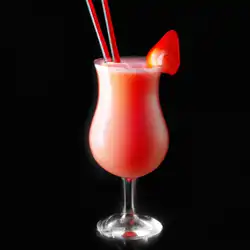 Une image de Le Fraisita Surprise - le cocktail qui va te faire plisser les yeux