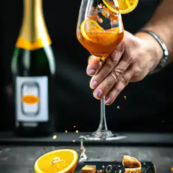Une image de Le Spritz Enchanté : un cocktail qui va vous faire aimer le cognac