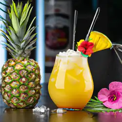 Une image de Le Soleil d'Ananas, le cocktail qui te fera oublier ta journée de merde !